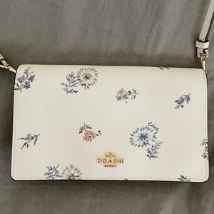 White Coach crossbody purse